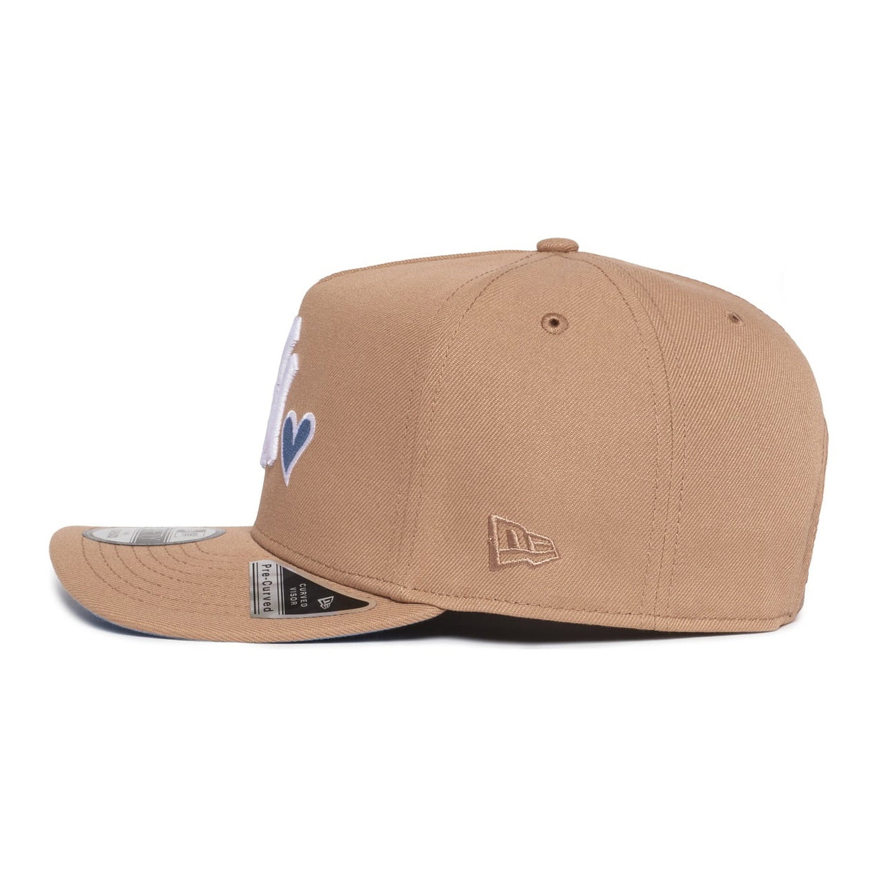 New York Yankees Camel Sky Heart 950 AFrame Snap Back