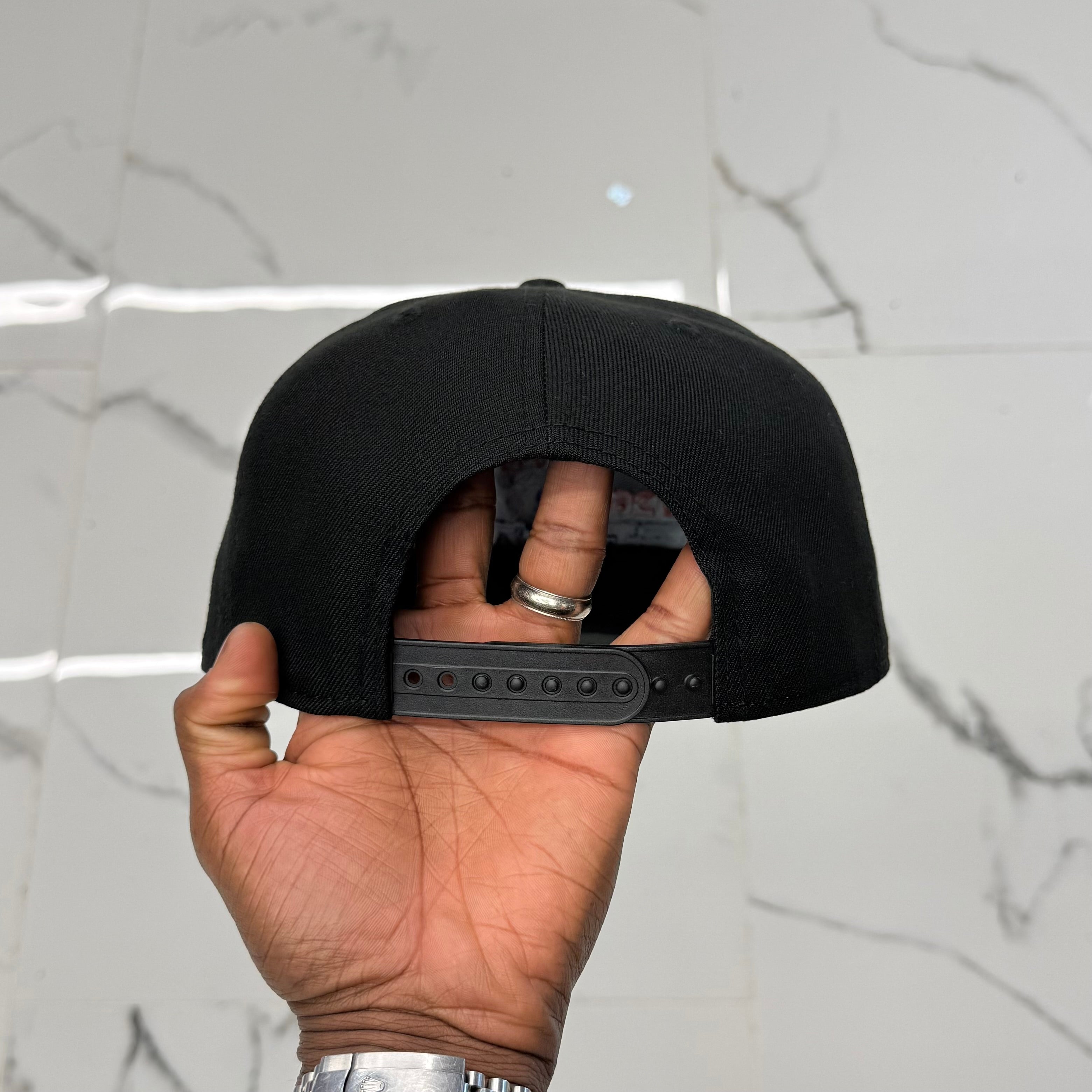 New York Knicks Big FINALS Black 950 Classic 2026 Snap Back