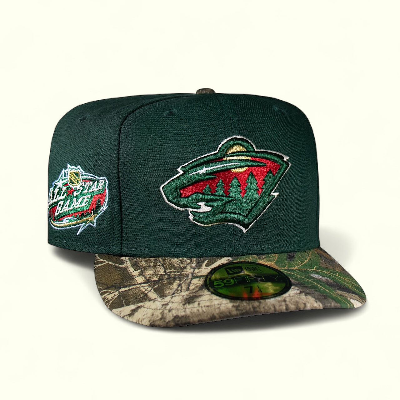 Minnesota Wild Dark Green & Real Tree