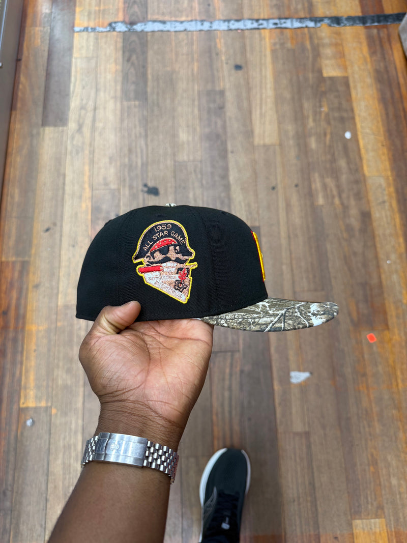 Pittsburgh Pirates Black and Real Tree 1959 World Series