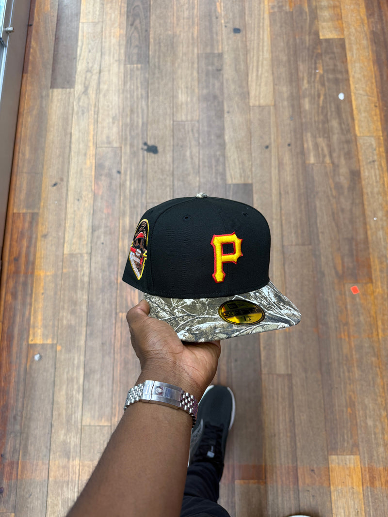 Pittsburgh Pirates Black and Real Tree 1959 World Series