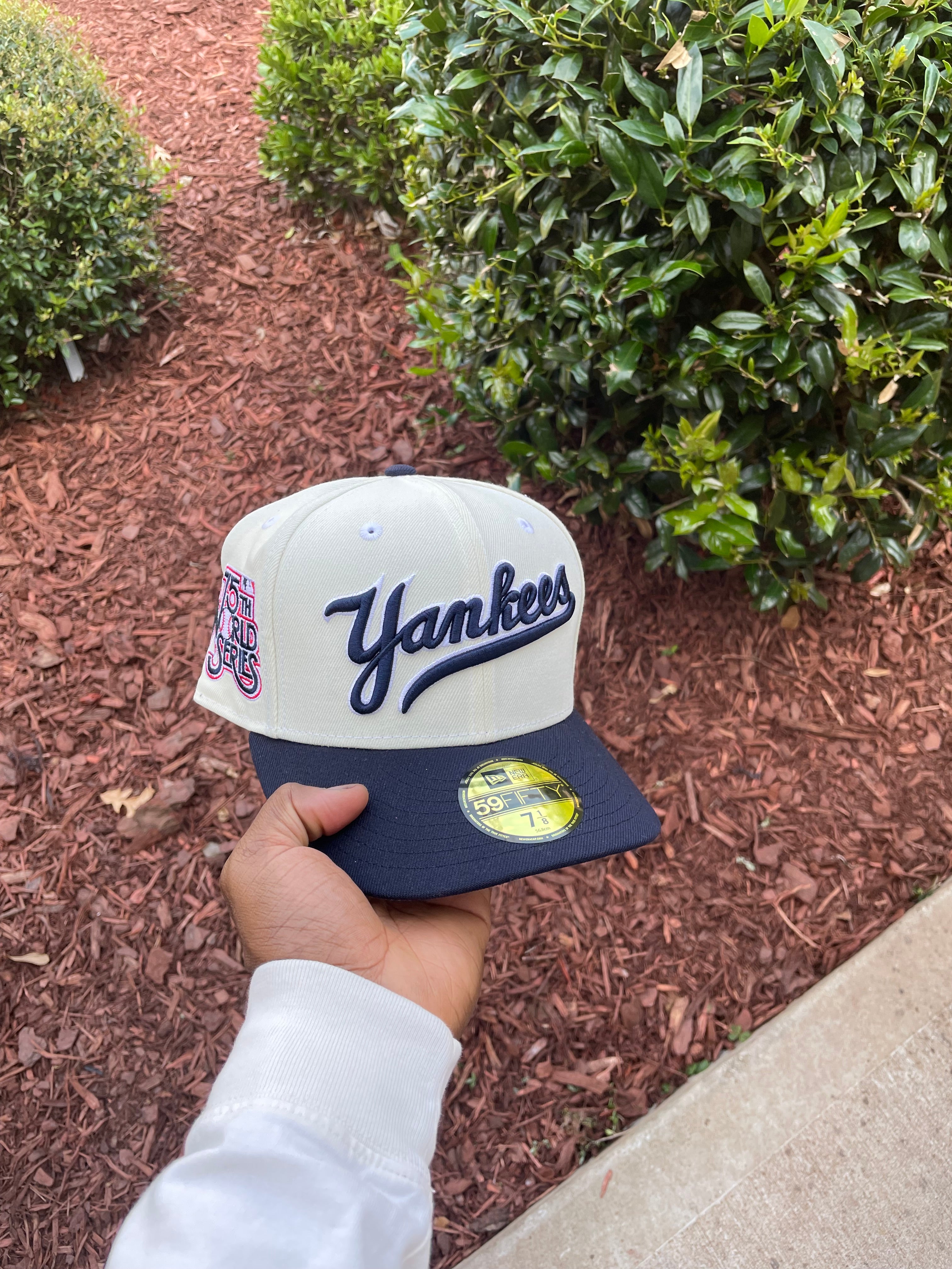 New York Yankees Chrome Creme White & Navy Script 1975 WS