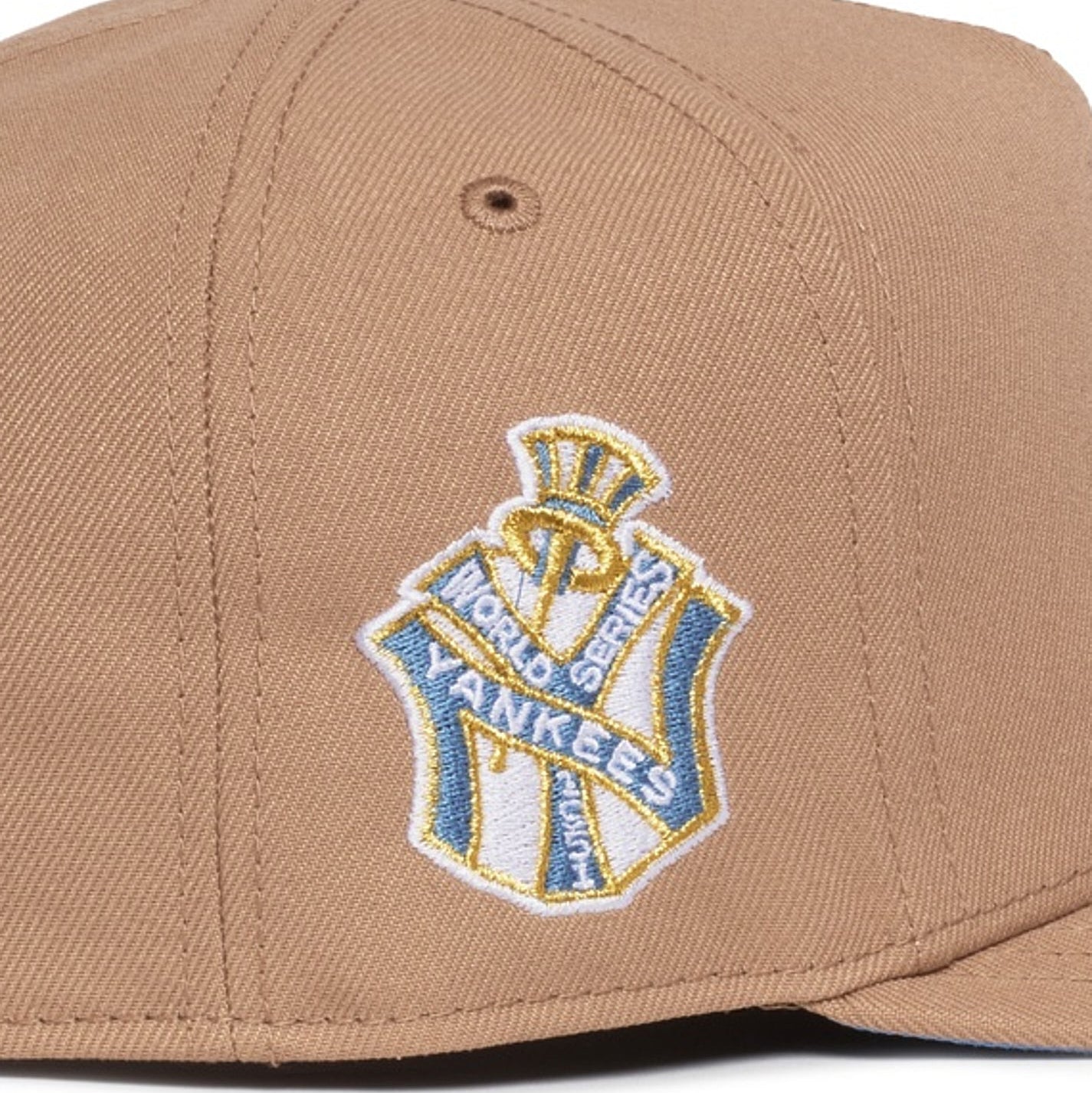 New York Yankees Camel Sky Heart 950 AFrame Snap Back