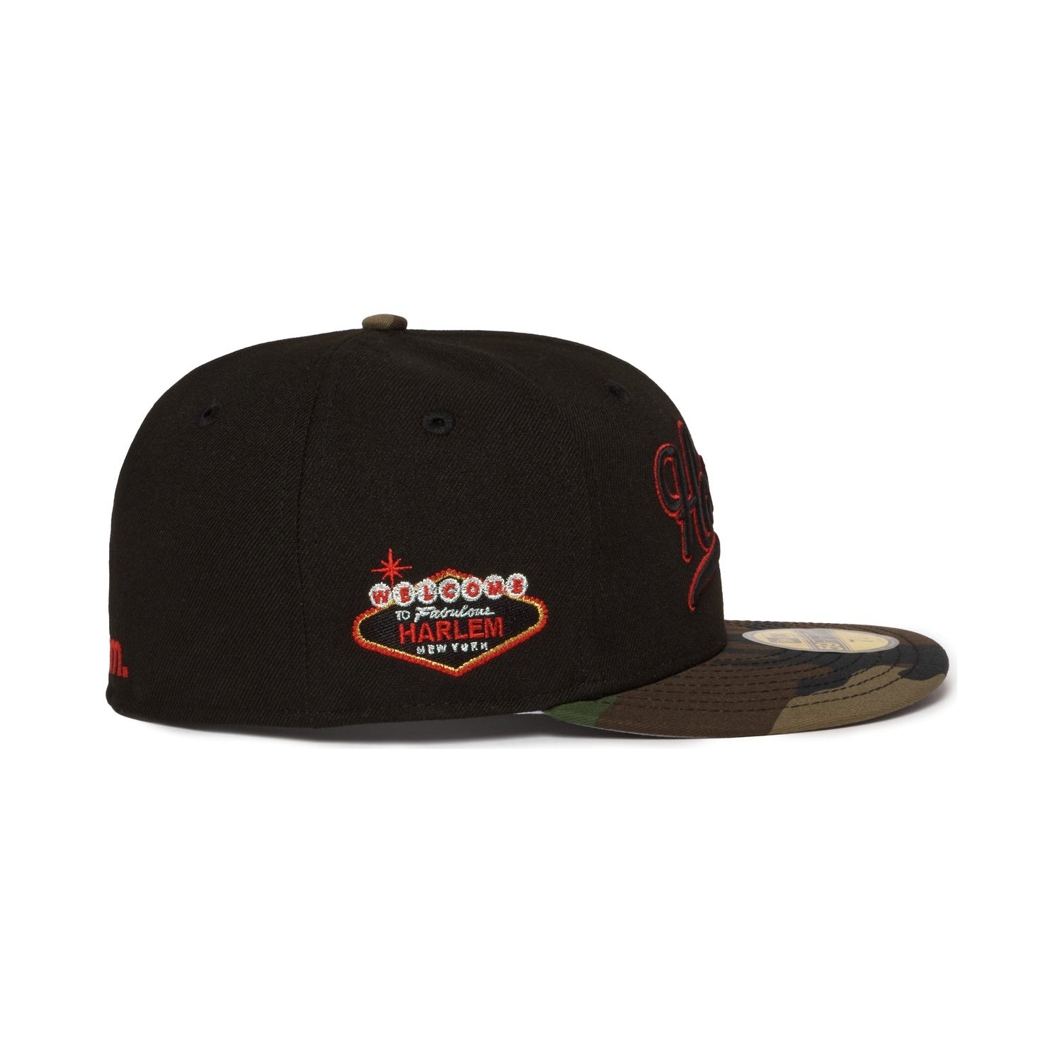 Harlem Black and Camo Red Outlined Logo 5950 Fitted