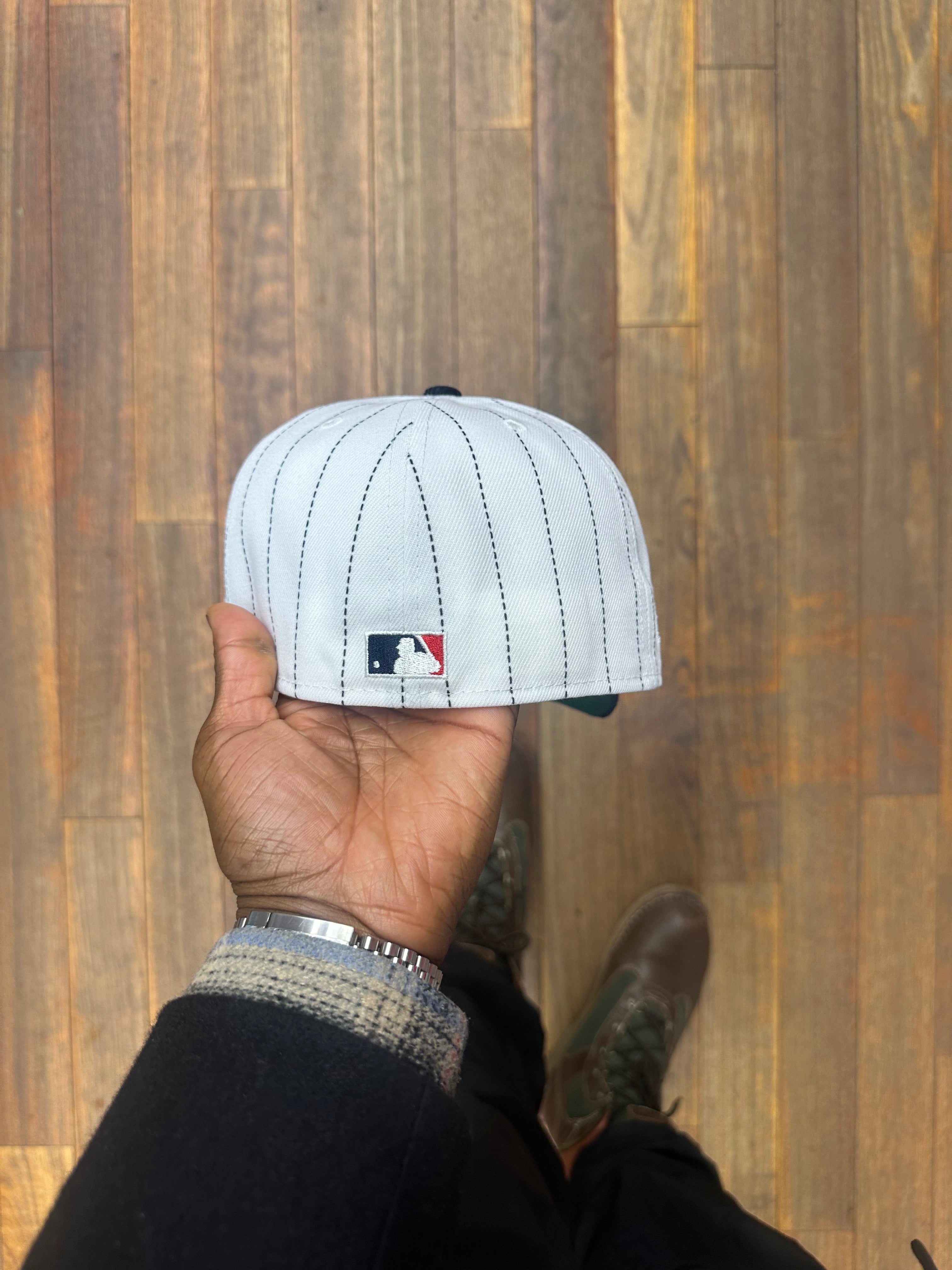 New York Yankees Striped W/ Cordy Navy Visor 1998 WS