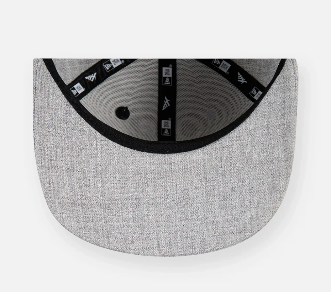 Roc Nation Paper Planes Navy Grey UV 950 Snap Back