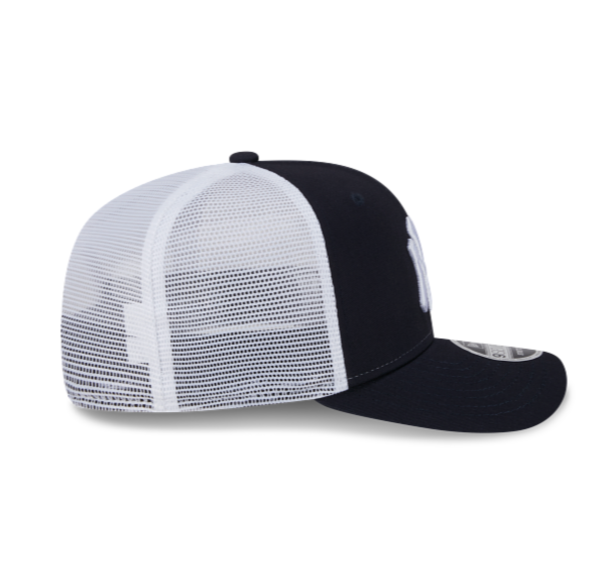 New York Yankees Navy Mesh 9SEVENTY Stretch- Snapback