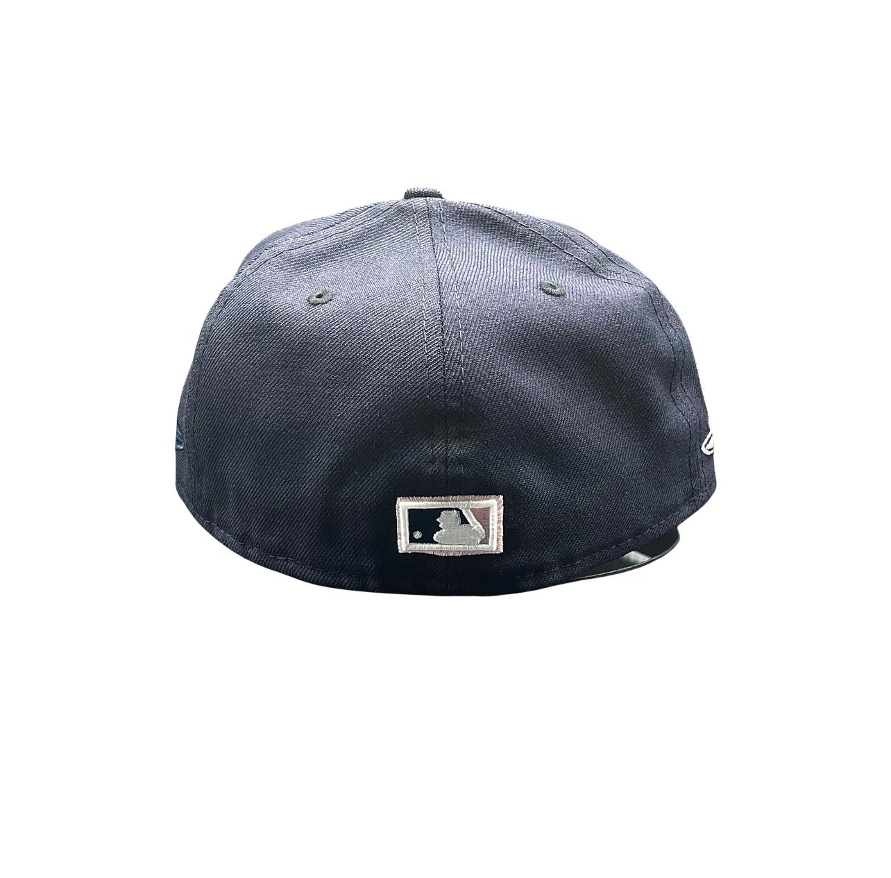 New York Yankees Navy Pink Heart 27X
