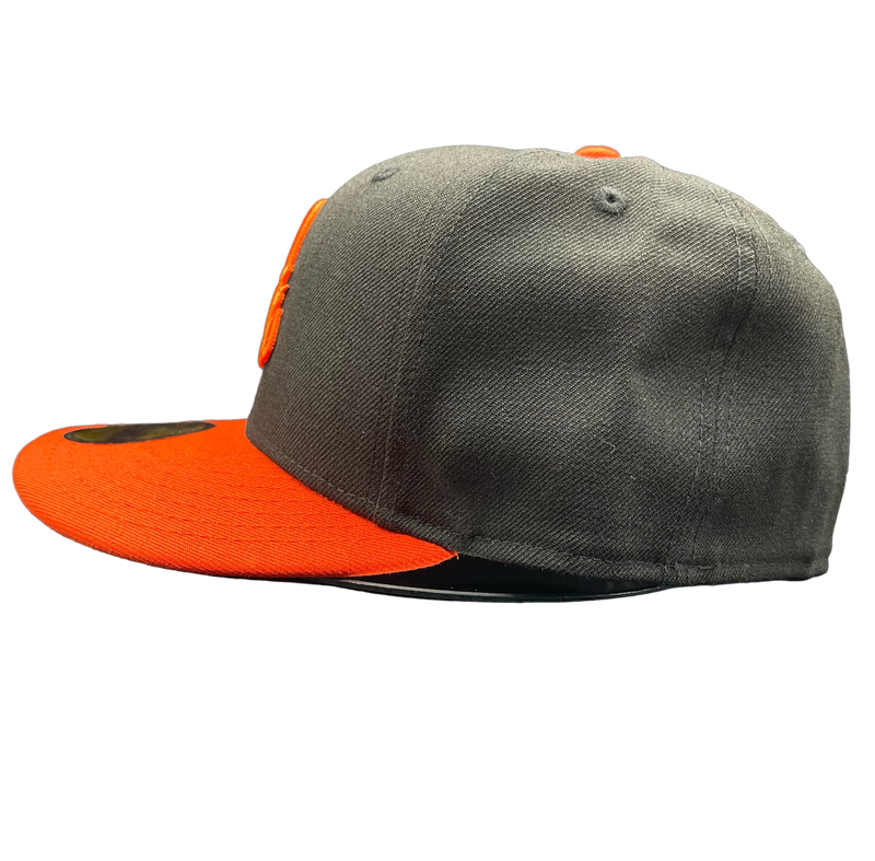 BALT. ORIOLES 2T BLACK+ORANGE GREY UV “O”